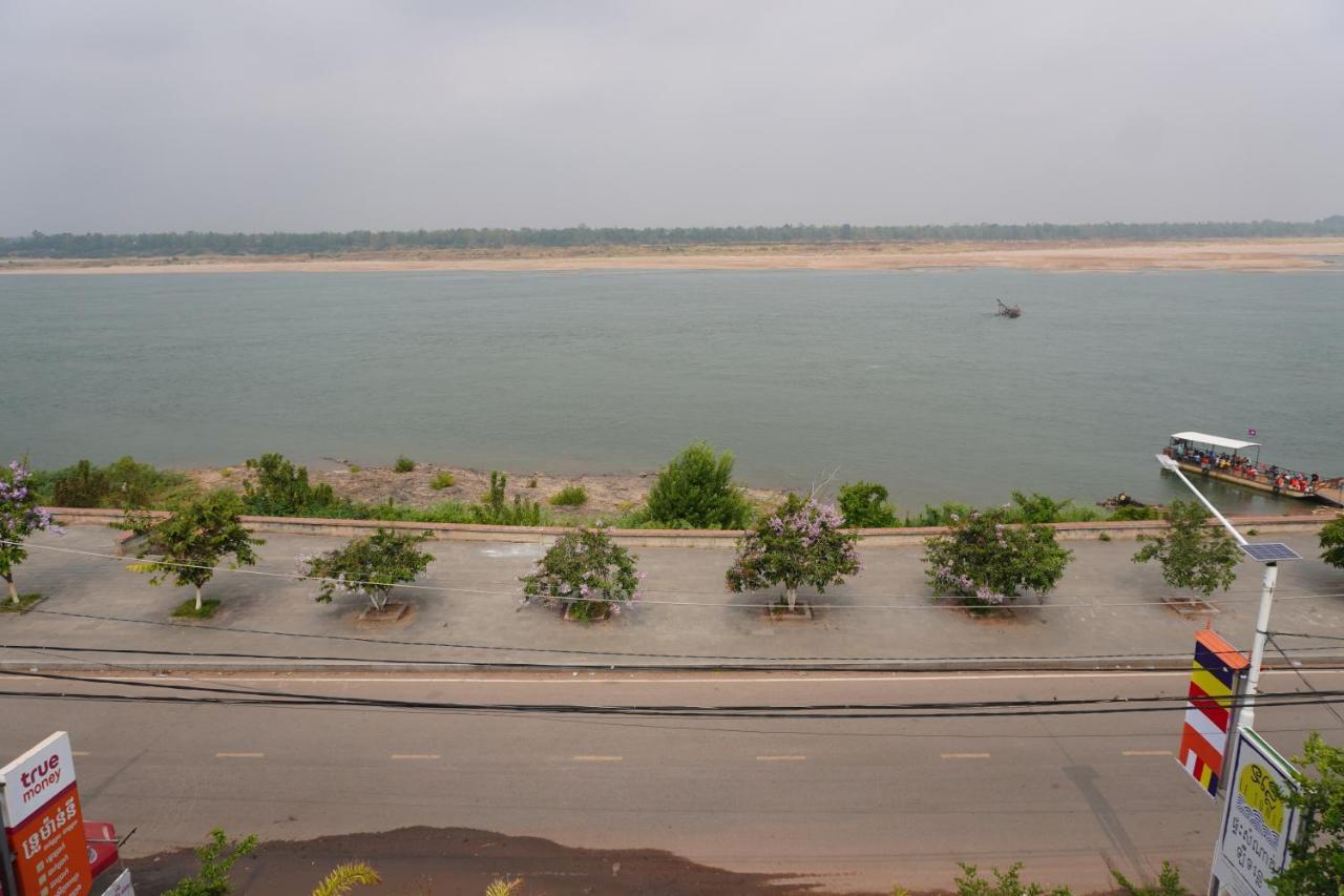 Le Tonle Hotel Kratie Exterior photo